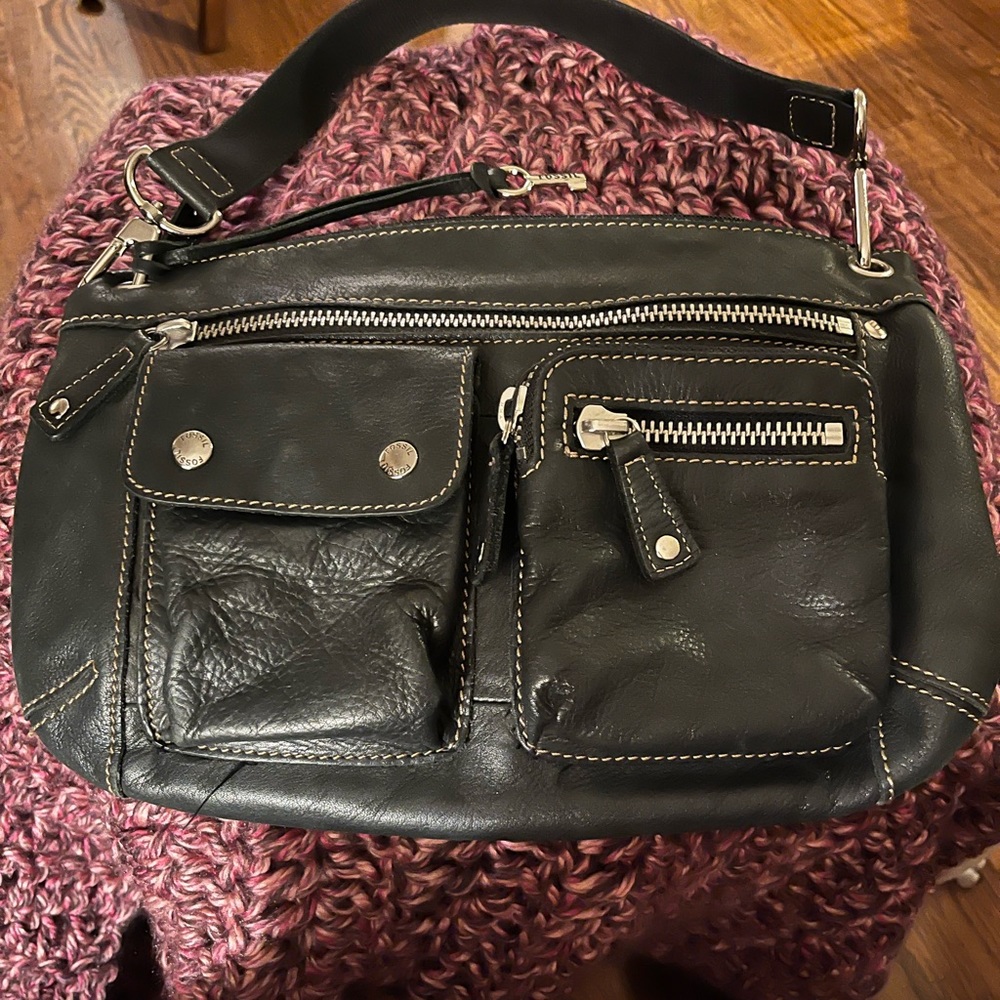 Fossil Leather Black Purse With Outside compartments and inside zipper